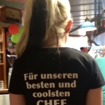 T-Shirts Sprüche zum 50er von Fritz Semper, Maria von hinten, Kellnerin, Nickis Restaurant, Gmünd