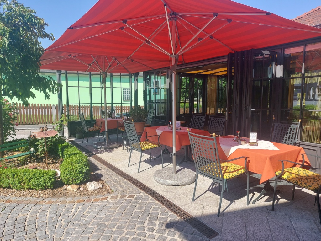Garten bei Wintergarten, Nickis Restaurant, Fritz Semper, Gmünd